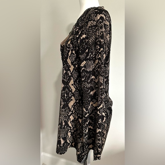 INC Black and Cream Sweater Tunic Animal Print NWT - Picture 7 of 8